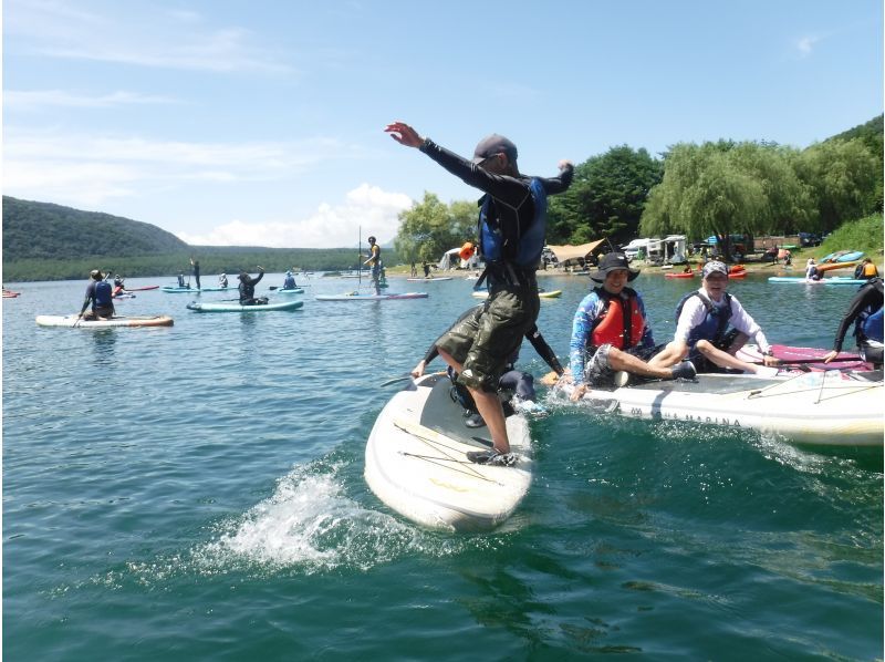 【山梨・富士五湖・西湖SUP】人気！湖上散歩ができる西湖SUP体験！ワンちゃんもOK！の紹介画像