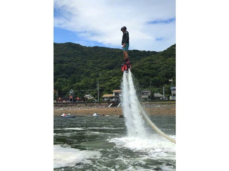 [静冈/下田] Flyboard + Wakeboard + 水上摩托体验☆ 很棒的套餐☆の紹介画像