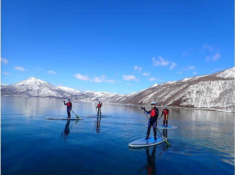 First in Hokkaido! Clear SUP (SUP) Warm cruising with a dry suit that does not get wet all over! Water quality is the best in Japan for more than 10 years. It is safe at the only local shop in Lake Shikotsu!の紹介画像