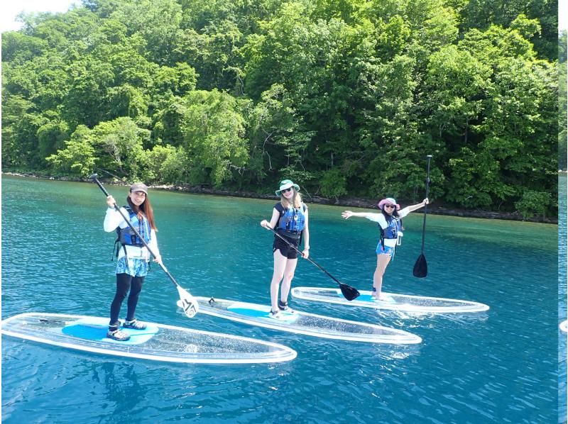 First in Hokkaido! Clear SUP (SUP) Warm cruising with a dry suit that does not get wet all over! Water quality is the best in Japan for more than 10 years. It is safe at the only local shop in Lake Shikotsu!の紹介画像