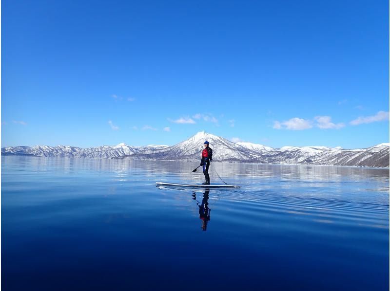 First in Hokkaido! Clear SUP (SUP) Warm cruising with a dry suit that does not get wet all over! Water quality is the best in Japan for more than 10 years. It is safe at the only local shop in Lake Shikotsu!の紹介画像