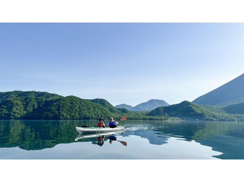 ≪早朝 7:30≫　日光中禅寺湖で絶景のカヌーツアー　少人数・貸し切り・写真付きの紹介画像