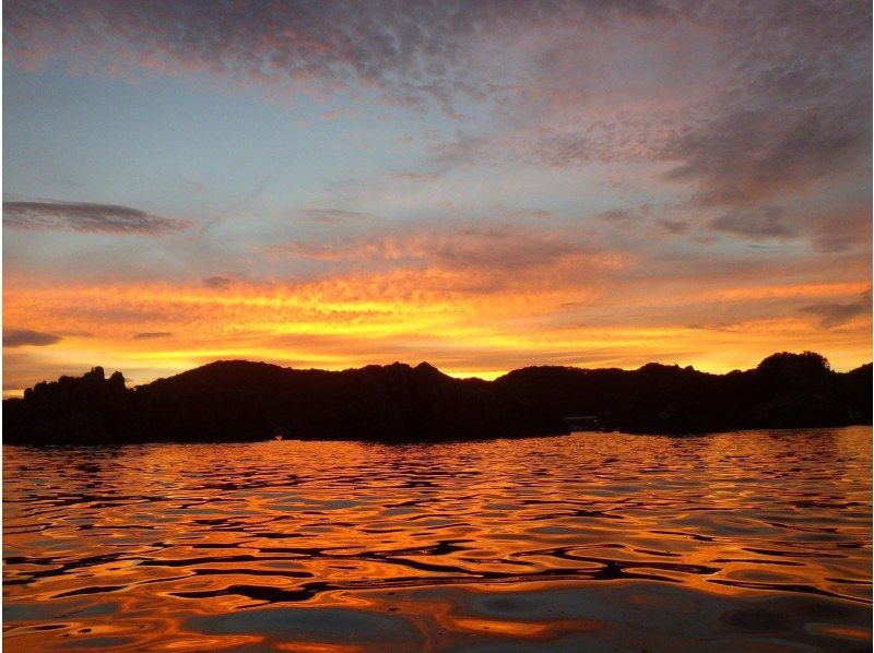 [Wakayama, Kushimoto] Spectacular sunset kayaking tour! ★Free photo service!の紹介画像