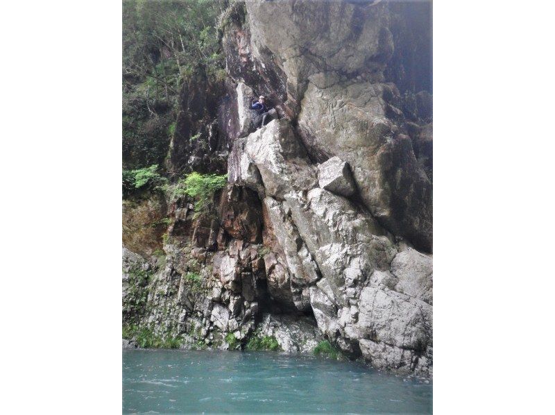 [Kumamoto Prefecture] Sawanobori Canyoning (group of 2 to 3 people) It's 8 am, everyone gathers!の紹介画像