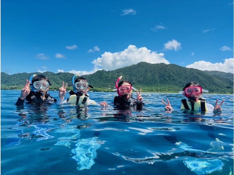 【沖縄・石垣島】６名限定！川平湾発！ボートに乗ってスポットまでたったの１０分！マンタ＆ウミガメにチャレンジしよう！！熱帯魚にもたくさん会えるの紹介画像