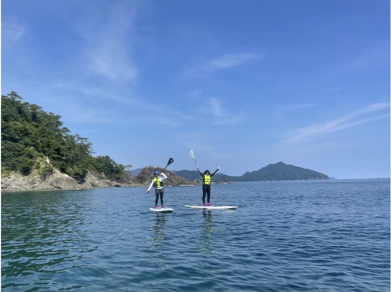【福井・若狭・和田】SUPクルージングで日本海離島・洞窟を巡るゆったり180分★カップル・ファミリー・女性におすすめの紹介画像