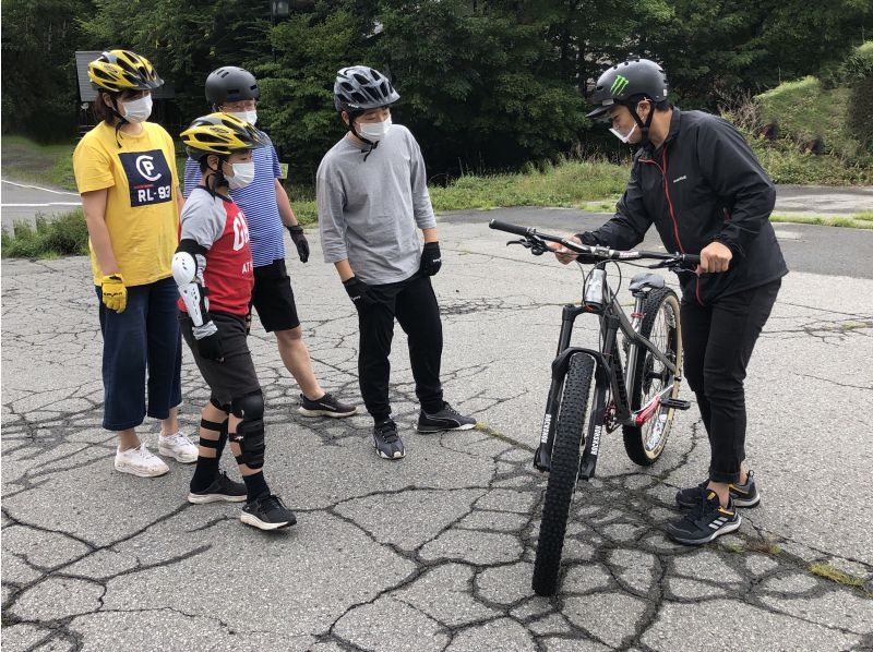 集合からお帰りまで1時間!!　家族やカップル、友人同士等で、ちょこっとマウンテンバイク体験の紹介画像