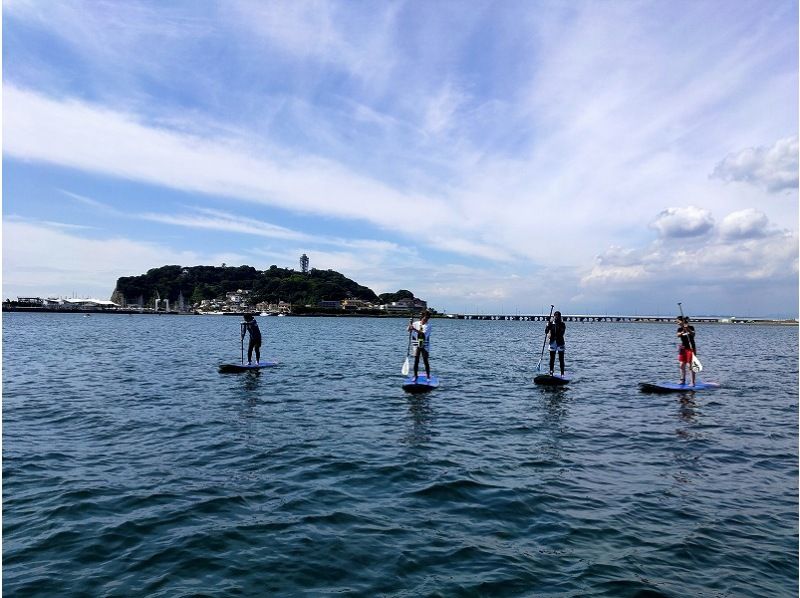 【神奈川・江ノ島】手ぶらに気軽に海上散歩　SUP体験コースの紹介画像