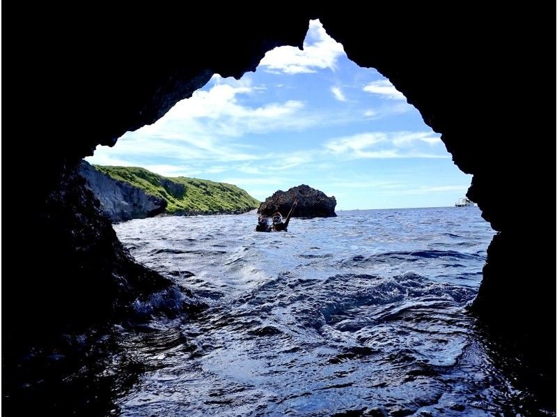 Where is the Blue Cave in Miyakojima and how do you get there? A comprehensive guide to popular activity tours!