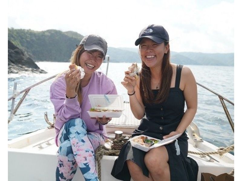 [Kagoshima / Amami Oshima Central] half-day group chartere boat tour! SUP rental Gopro shooting free
