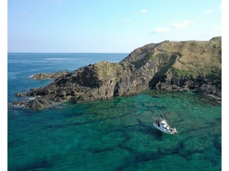 [From Amami Oshima/Central] Group charter deals! Let's enjoy the sea of Amami on a half-day chartered boat tour! SUP rental and Gopro shooting are also free!の紹介画像