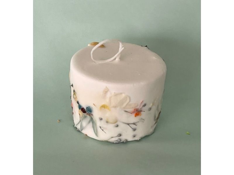 [Miyagi, Sendai] (Walking distance from Sendai Station) Create a one-of-a-kind botanical candle using your favorite flowers. の紹介画像