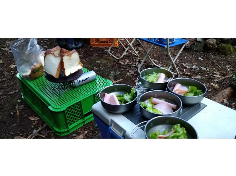 【大分・佐伯市】1組限定【1泊2日】夏の藤河内渓谷「焚火野営・沢滑り/飛込み/泳ぎ」(3食/ｺｰﾋｰ./おやつ/♨️付)【装備無料】7～9月の紹介画像