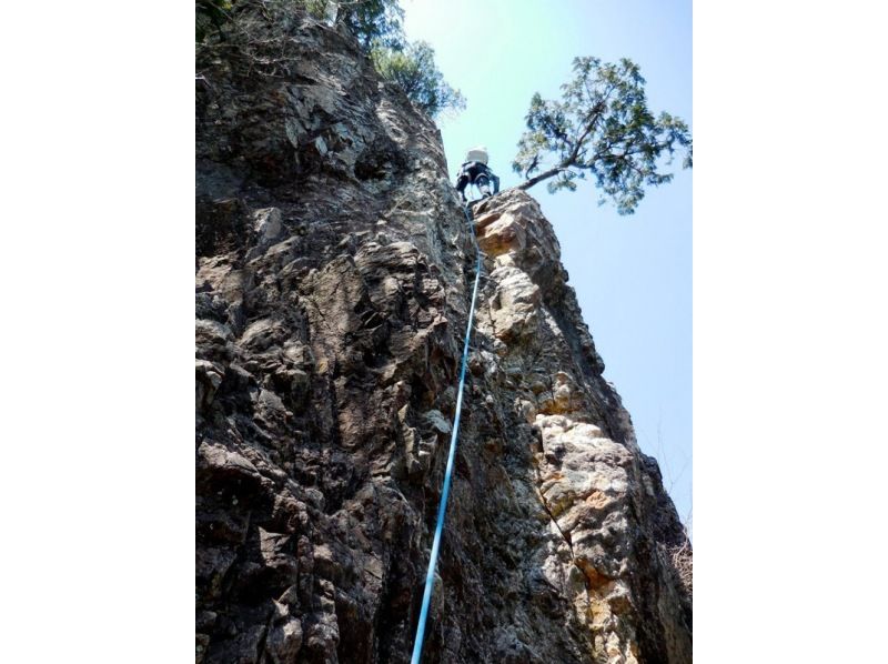 [Shiga] Beginner-friendly "Rock Climbing" with a spectacular view of Lake Biwa Hira Mountains Lion Rock (VER-1)の紹介画像