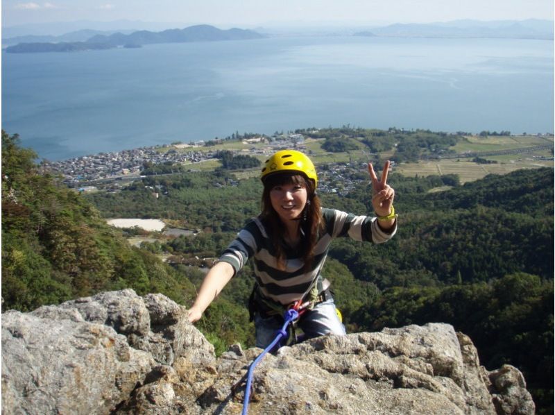 [Shiga] Beginner-friendly "Rock Climbing" with a spectacular view of Lake Biwa Hira Mountains Lion Rock (VER-1)の紹介画像