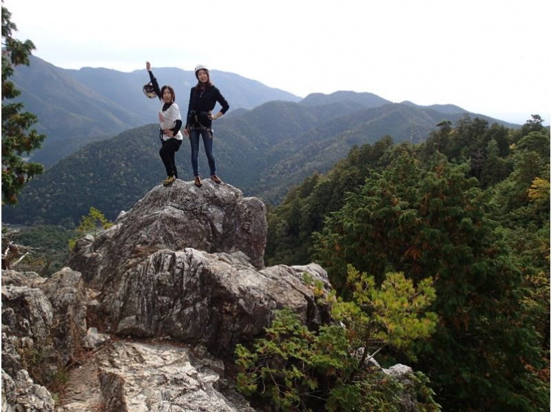 [Shiga] Beginner-friendly "Rock Climbing" with a spectacular view of Lake Biwa Hira Mountains Lion Rock (VER-1)の紹介画像