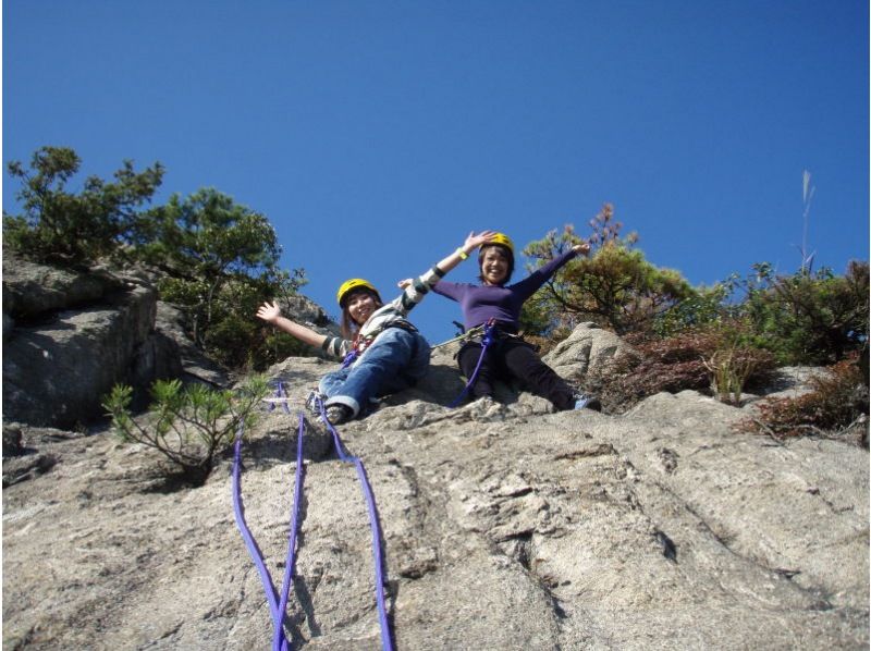 [Shiga] Beginner-friendly "Rock Climbing" with a spectacular view of Lake Biwa Hira Mountains Lion Rock (VER-1)の紹介画像