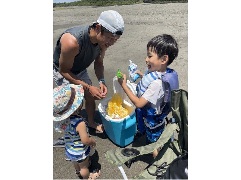 [Shonan・Parent and Child] Family and parent and child SUP play! Balance play wherever your feet touch the ground. Enjoy playing in the sea in Shonan with your family.の紹介画像