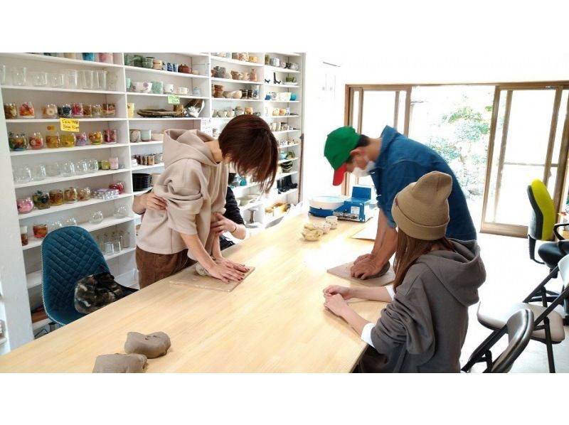 [Mie, Suzuka] "One electric pottery wheel experience" + painting and coloring included! A greedy experience! Right next to Suzuka Circuit!の紹介画像