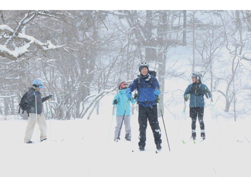 奥日光の雪原でレッスン！はじめてのクロスカントリースキーに挑戦！【奥日光・初心者歓迎】の紹介画像