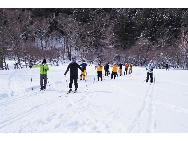 奥日光の雪原でレッスン！初めてのクロスカントリースキーに挑戦！【奥日光・初心者歓迎】の紹介画像