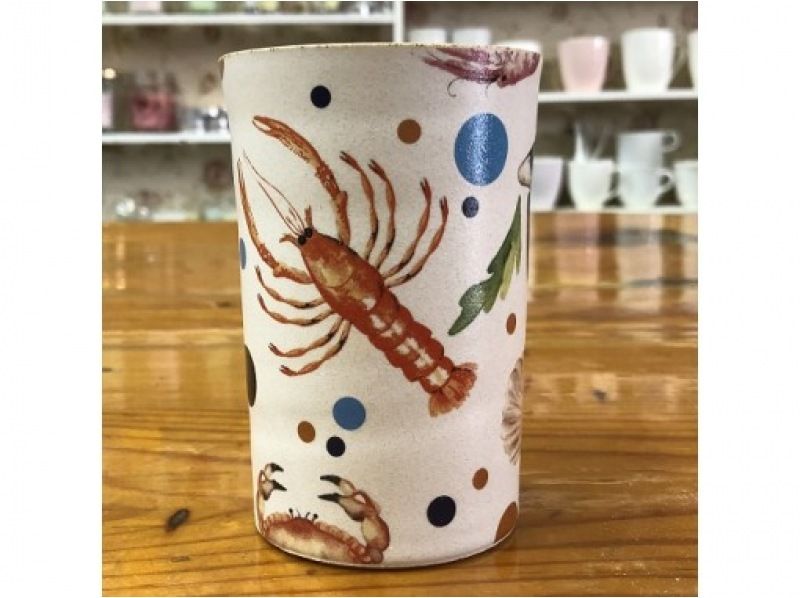 [Mie / Suzuka] Just stick more than 100 kinds of stickers and make one "porcelain painting experience" mug! Characters are also included.の紹介画像