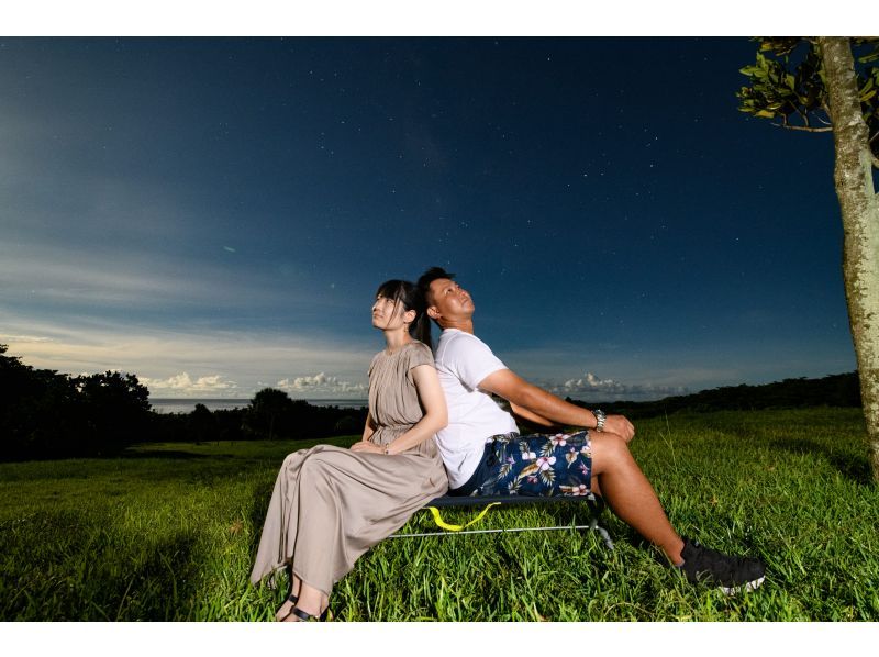 <Okinawa, Itoman> Starry sky photo and space walk in Itoman. Each participant will have their photo taken with the stars in the background. Families and couples are welcome.の紹介画像