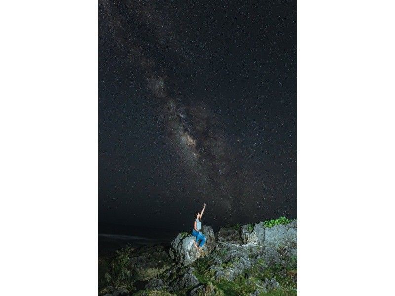 <Southern Okinawa> Starry sky photo and walk in the air in the southern part (Itoman, Chinen)