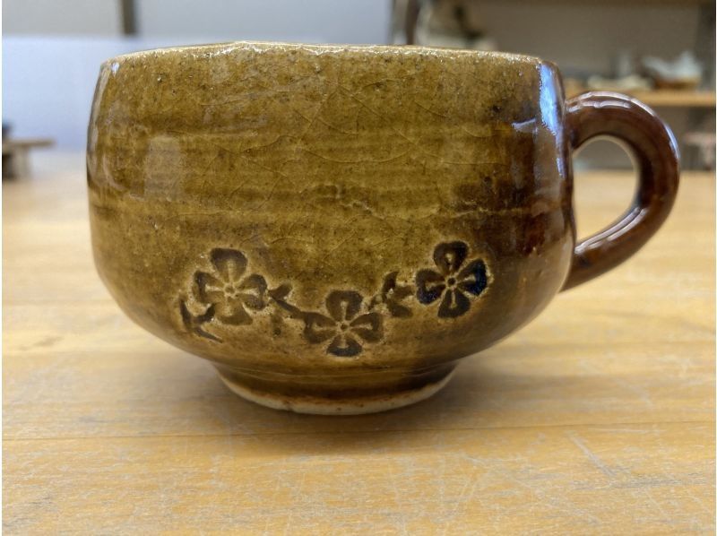 【奈良市内・陶芸体験】手びねり陶芸体験・粘土1㎏で時間内に作った作品はすべて焼きます！｜親子割ありの紹介画像