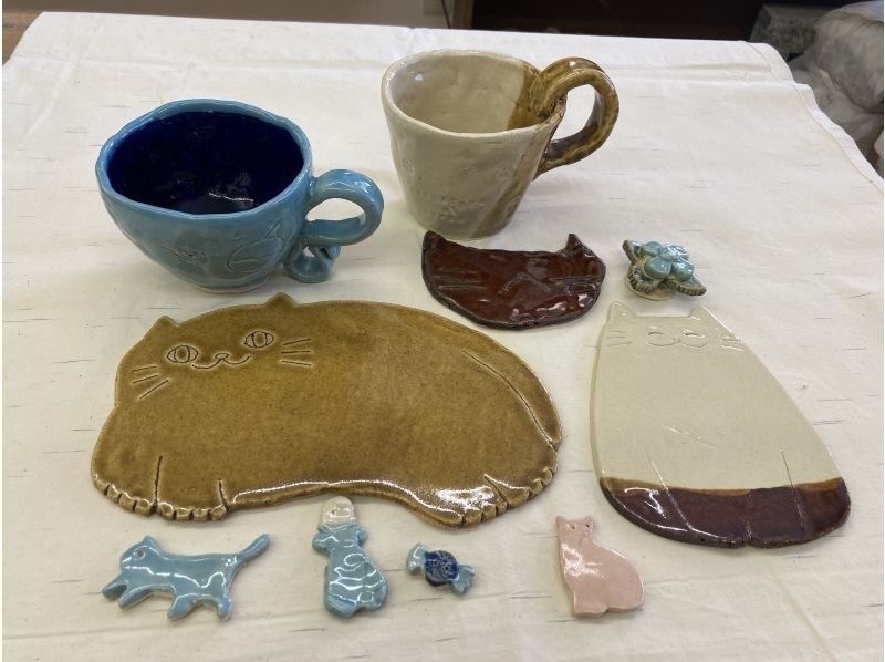【奈良市内・陶芸体験】手びねり陶芸体験・粘土1㎏で時間内に作った作品はすべて焼きます！｜親子割ありの紹介画像