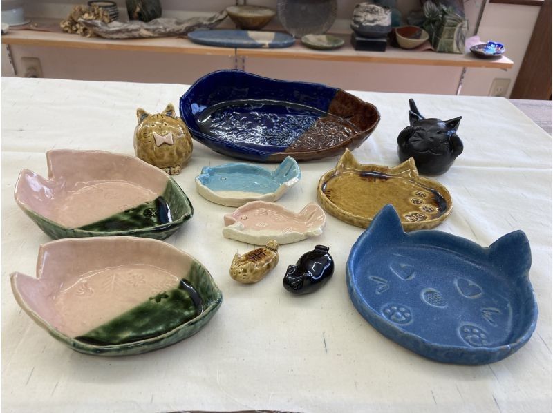 【奈良市内・陶芸体験】手びねり陶芸体験・粘土1㎏で時間内に作った作品はすべて焼きます！｜親子割ありの紹介画像