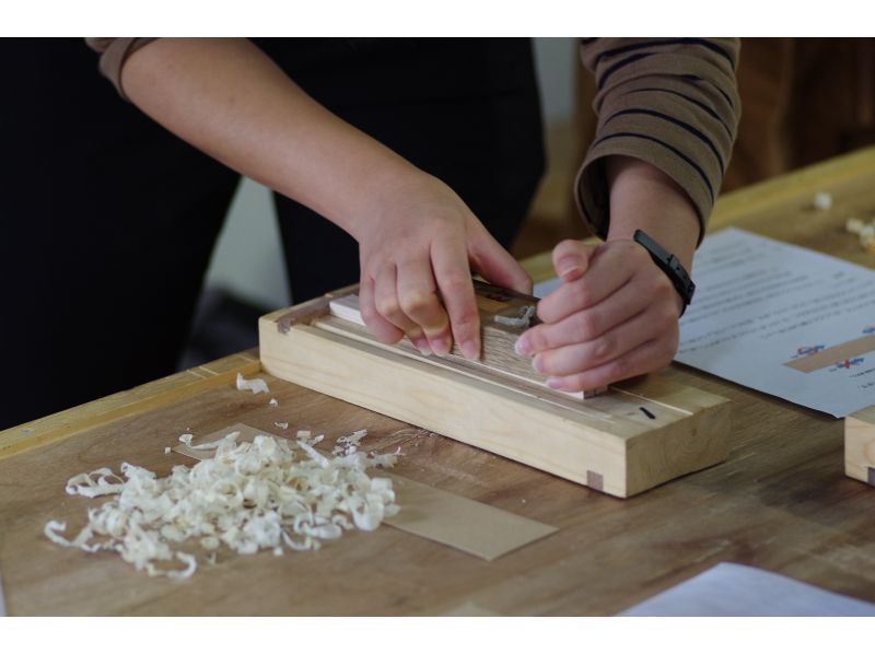 【長野・安曇野】毎日使う箸を作る箸作り体験‐塗装付 で永く使える！木材と長さを選択・カンナで削る本格手作り！完成笑顔を写真に収めますの紹介画像