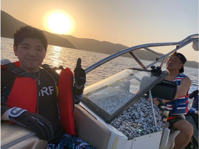 奄美大島【当日予約可能】サンセットクルーズ（60分）※口コミ投稿で撮影データの無料プレゼントあり※おひとり様もお任せください★の紹介画像