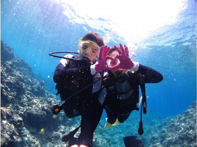 【沖縄・本部、水納島・瀬底島】手ぶらで集合　体験ダイビング　半日いっぱい遊べる2dive　の紹介画像