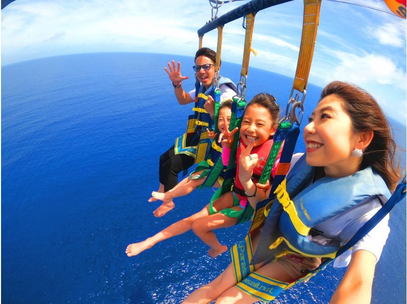 [Northern Japan Whale Watching] ★99% chance of encountering a whale★Okinawa's best seasickness prevention plan! Sickness medicine included & boat resistant to rocking★Special discount and parasailing set available★の紹介画像