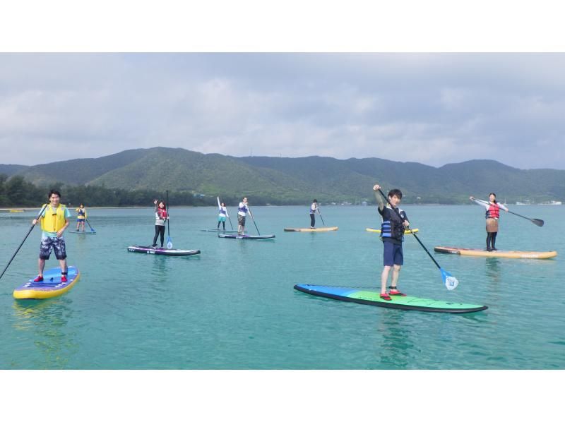 奄美大島【当日予約可能】SUP（60分）※ドローン空撮等写真の無料プレゼントあり※お1人様もお任せ下さい☆の紹介画像