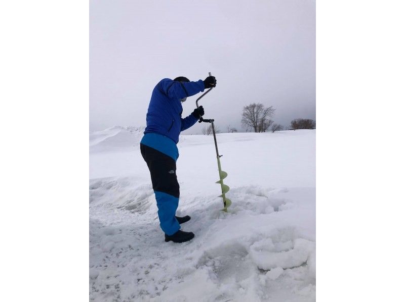 [北海道/札幌近郊]新筱津筱津湖南漁場集結！札幌近郊經濟魚釣體驗半日遊（帶爐子的帳篷釣魚、導光方案）の紹介画像