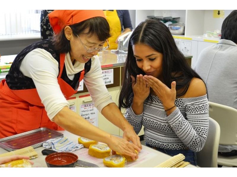 [Kanagawa / Yokohama] Very popular with women! SNS shine! "Emaki sushi trial lesson" Welcome beginners ・ Learn with children ・ Empty hands OKの紹介画像