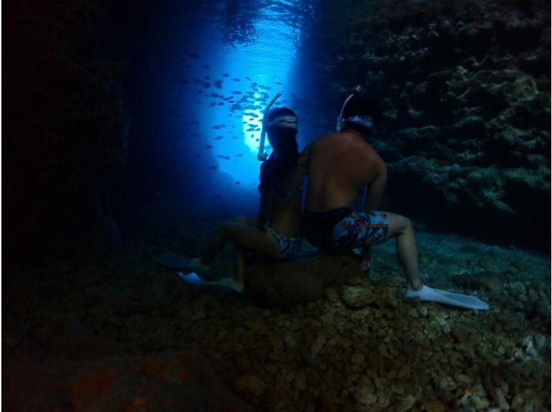 [Okinawa Onna Village Blue Cave] Beginners welcome! ★Skin diving plan★ Recommended for friends and couples! Free photo gift★の紹介画像