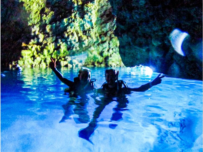 【冲绳蓝洞】PADI执照取得课程【1天~】水下摄影&赠品の紹介画像
