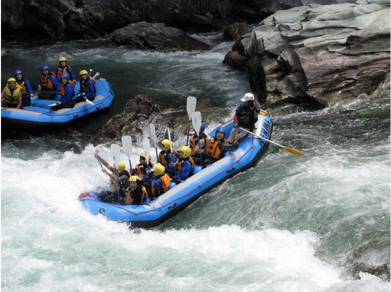 [Tokushima] Yoshino River rafting senior handy 1Day tourの紹介画像