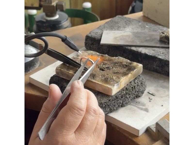 【新潟・上越】シルバーリング作り3〜4時間体験！ティータイム付★カップル、親子☆外国の方向け（前日まで予約可の紹介画像