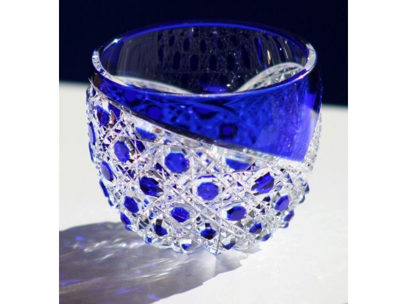 【千葉・稲毛】江戸切子のお皿を作ろう！作ったお皿は当日お持ち帰りOK！お子様からご高齢の方までご参加頂けます。の紹介画像