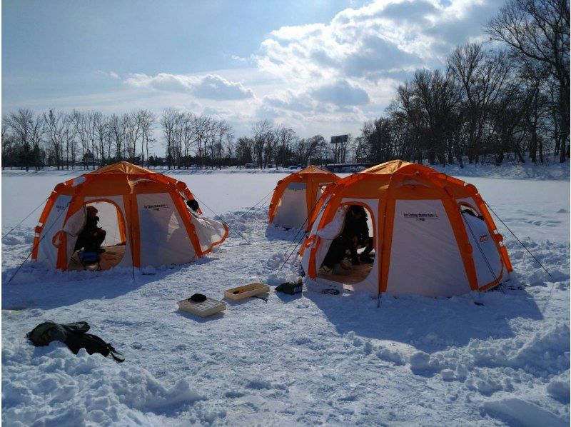 삿포로 근교 "Raft&Crew Outdoor Company." 주최의 빙어 낚시 체험