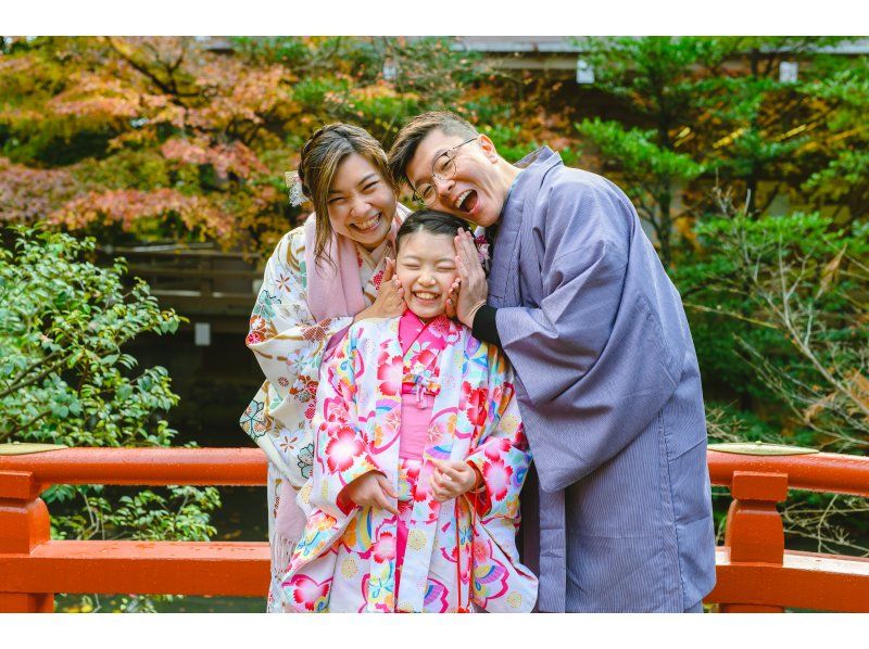 [Kyoto/Kyoto Station Store] Kimono rental plan with location photo shoot! Data delivery of 50 cuts in 1 hour!の紹介画像