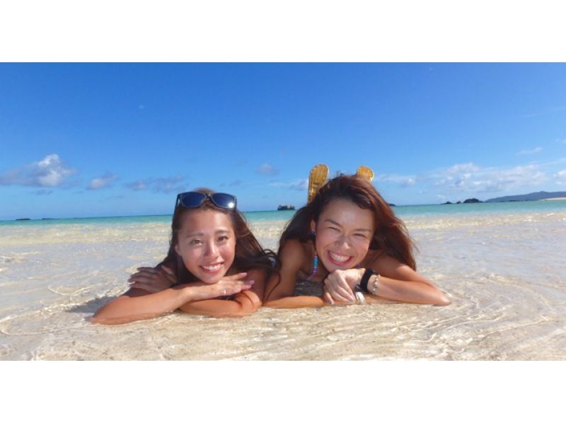 【石垣島 - Google 評價 ★5.0】在壯觀的「幻影島」登陸浮潛！探索海龜和珊瑚！の紹介画像