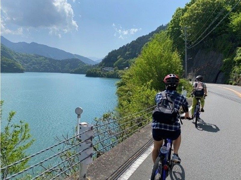 [Tokyo/Okutama] Beginners are welcome with a guide! An e-bike cycling tour around the great nature of Okutama♪ Okutama Mukashimichi Courseの紹介画像