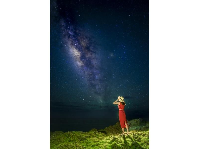 【宮古島】完全プライベート/ 壮大な星空と写真を撮ろう「地元民カメラマンによる星空フォトツアー」当日予約可の紹介画像