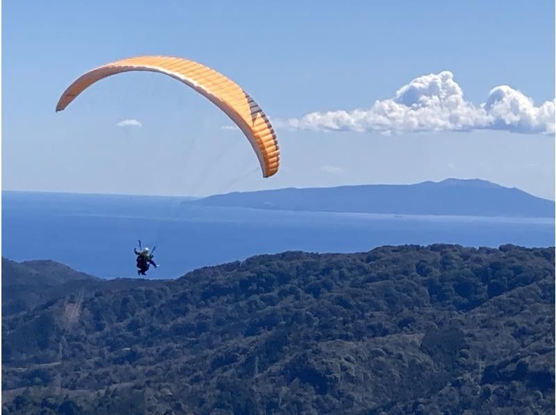 【静岡・伊豆・熱海】パラグライダータンデムで伊豆の空を楽しもう！360度カメラ撮影の紹介画像