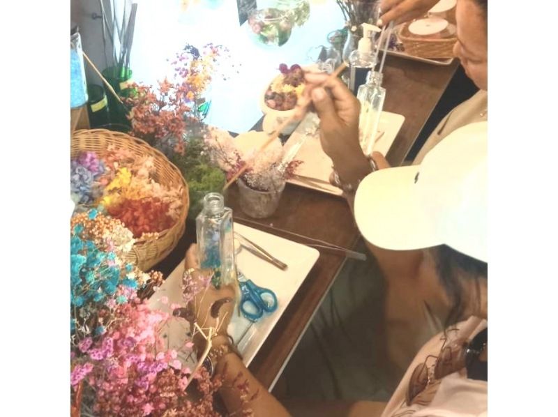 【秋田|横手】お好きなお花使い放題!ハーバリウム作りの紹介画像